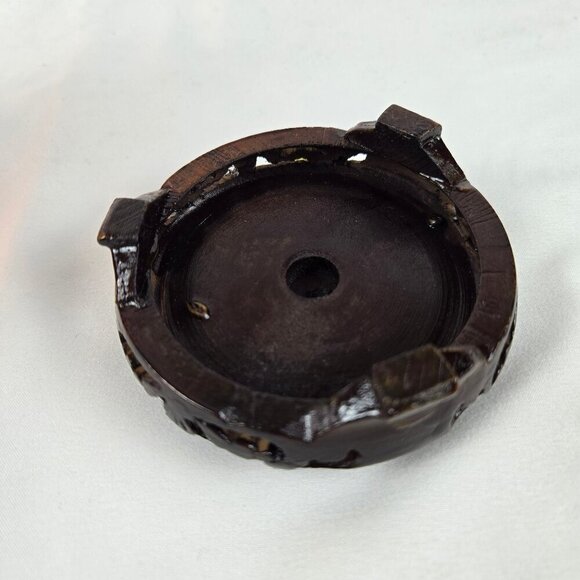 Hand Etched Giraffe on Ostrich Egg with Wooden Stand Home Office Collectible - Picture 12 of 13